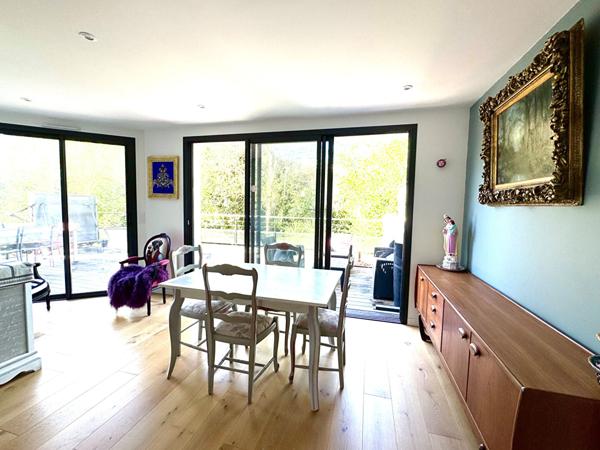 Magnifique maison familiale rue Camille Flammarion, 8 pièces, garage, terrasse et jardin arboré