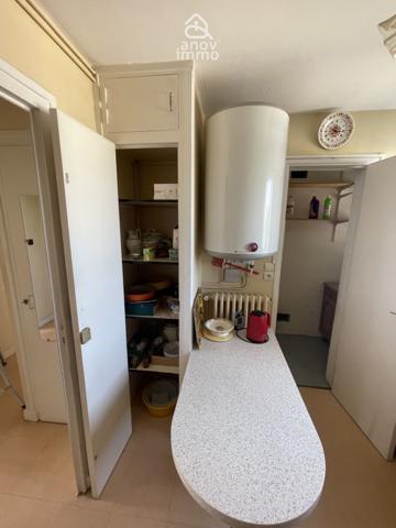 Appartement
                                                                                                                                                                                                                                                                                                                        4 pièce(s)                                                                                                                                                                                                          3 chambre(s)                                                                                                                                                                                                          82  m²