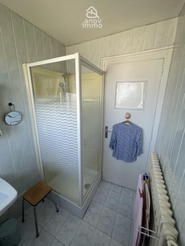 Appartement
                                                                                                                                                                                                                                                                                                                        4 pièce(s)                                                                                                                                                                                                          3 chambre(s)                                                                                                                                                                                                          82  m²