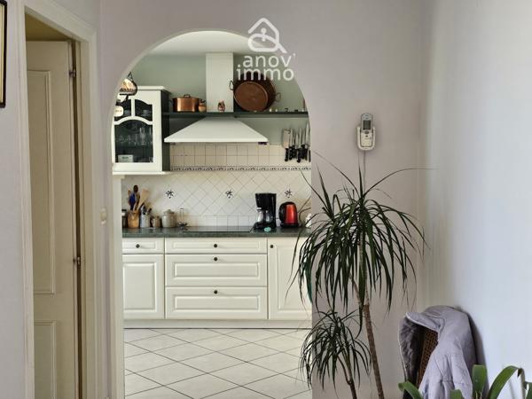 Maison
                                                                                                                                                                                                                                                                                                                        4 pièce(s)                                                                                                                                                                                                          3 chambre(s)                                                                                                                                                                                                          143  m²