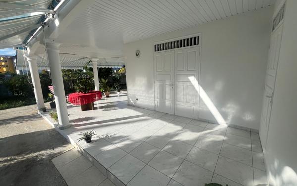 Maison à vendre    5 pièces •  Cayenne