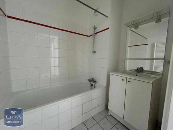 Appartement à louer 3 pièces 74.69m²