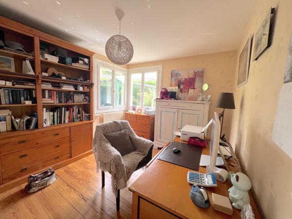 Maison T4 de 100m² avec un grand garage sur un terrain de 600m²