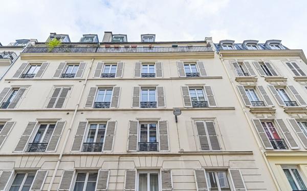 Appartement à louer    1 pièce • 25,25 m2 Paris 9
