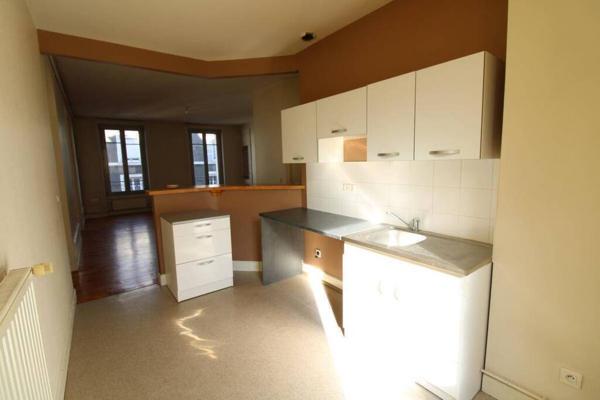 39 AVENUE FOCH - F2 LUMINEUX AVEC TERRASSE