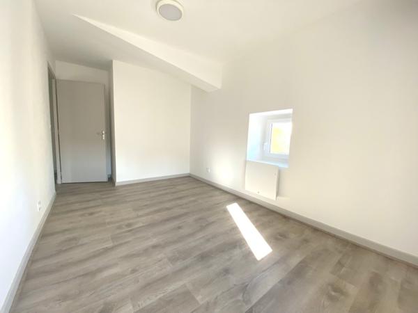 Appartement renové T4 en DUPLEX