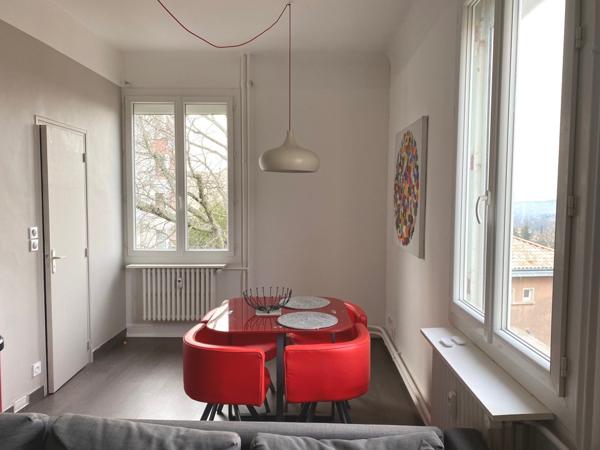 APPARTEMENT DE TYPE F2 Meublé