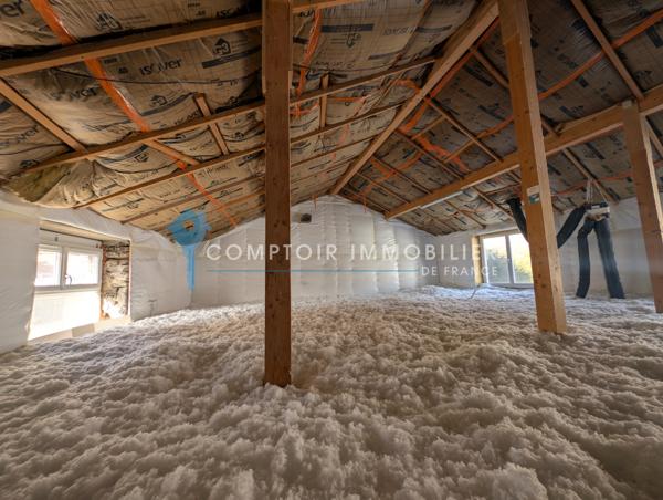 Maison de village
                                                                                                                                                                                                                                                                                                                        6 pièce(s)                                                                                                                                                                                                          3 chambre(s)                                                                                                                                                                                                          100  m²