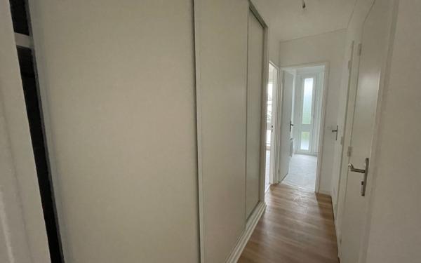 Appartement à vendre    4 pièces • 77,24 m2 Yerres