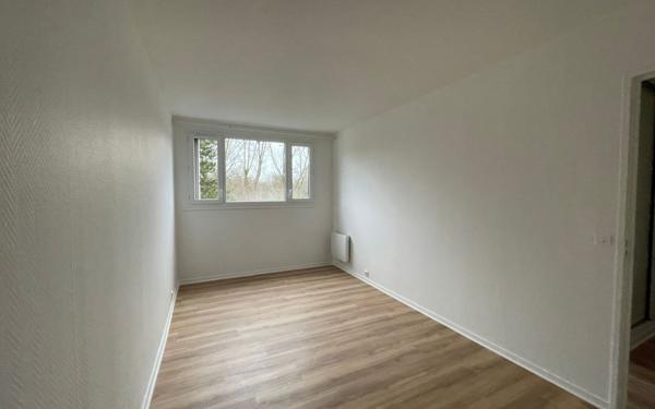 Appartement à vendre    4 pièces • 77,24 m2 Yerres