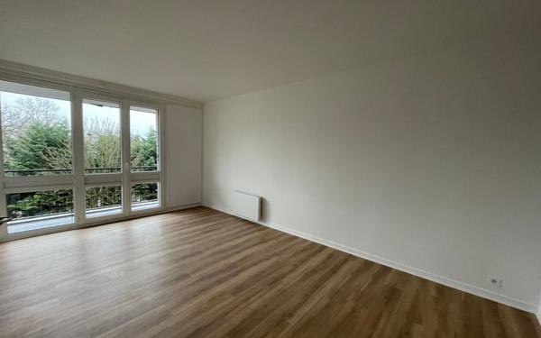 Appartement à vendre    4 pièces • 77,24 m2 Yerres