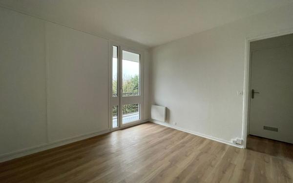 Appartement à vendre    4 pièces • 77,24 m2 Yerres