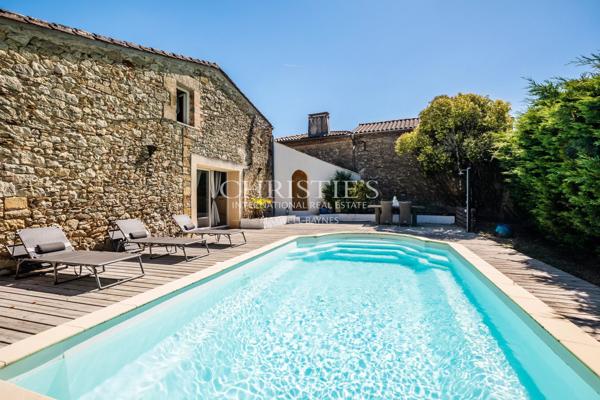 Ensemble de trois maisons, 350m2 avec piscine