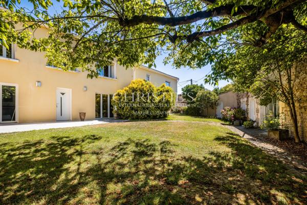 Ensemble de trois maisons, 350m2 avec piscine