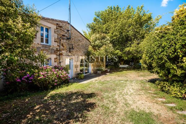 Ensemble de trois maisons, 350m2 avec piscine