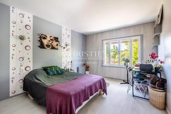Ensemble de trois maisons, 350m2 avec piscine