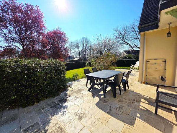 Maison  de plain-pied / 3 Chambres / terrain / grand garage en sous-sol !! A visiter sans tarder !