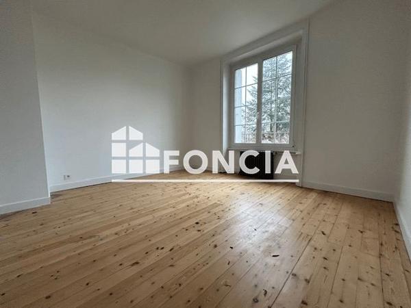 Location Maison 7 pièces 160.1 m² - 7 BIS RUE HENRY DE BOURNAZEL Quimper 29000