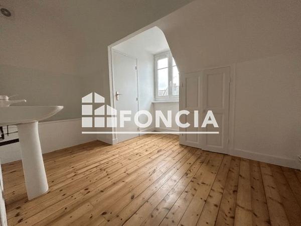 Location Maison 7 pièces 160.1 m² - 7 BIS RUE HENRY DE BOURNAZEL Quimper 29000