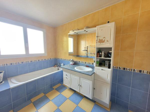 Maison Challans 6 pièce(s) 163.03 m2