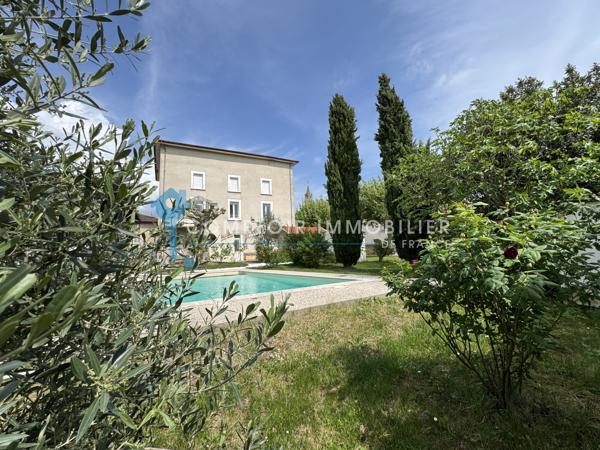 Maison 7 pièce(s) 5 chambre(s) 250 m²