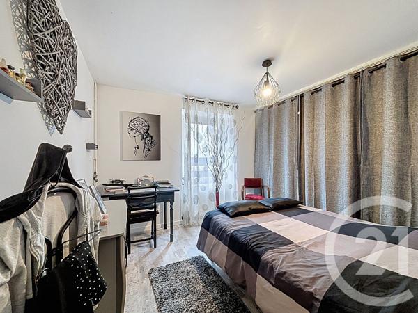 Appartement F5 à vendre  5 pièces - 81,45 m2 SELONCOURT - 25