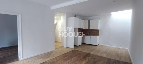 Maison à louer - 5 pièces à CHATEAUDUN.