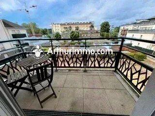 Location                                                      Appartement
                        
                     3 pièces                      57 m2                     à Savigny-le-Temple