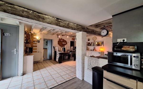 Maison à vendre    3 pièces •  Saint-Hilaire-de-Court