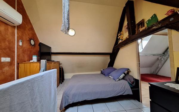 Maison à vendre    3 pièces •  Saint-Hilaire-de-Court