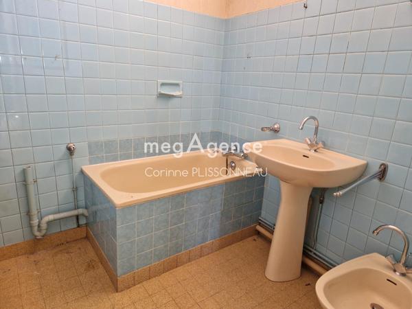 Maison à LES SABLES-D'OLONNE, 85100 - 5 pièces 94m²
