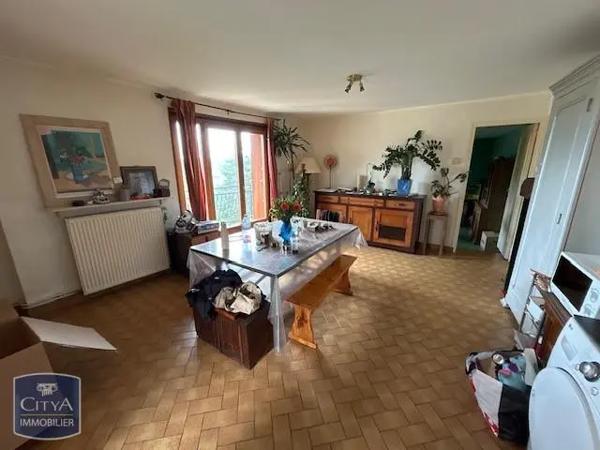 Appartement à louer 5 pièces 95.24m²