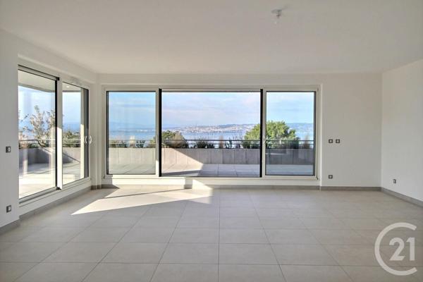 Appartement F4 à vendre  5 pièces - 223,77 m2 MAXILLY SUR LEMAN - 74
