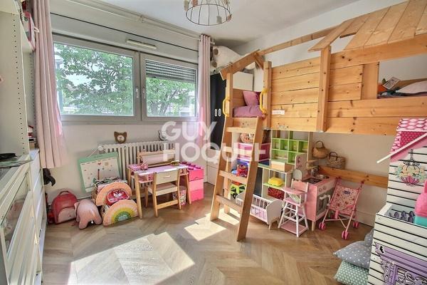 APPARTEMENT À VENDRE DE 5 PIÈCES DE 100,00 M²