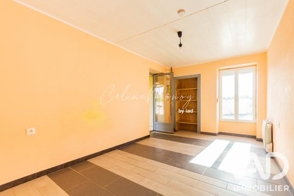 Location maison 4 pièces 96 m² Château-Guibert