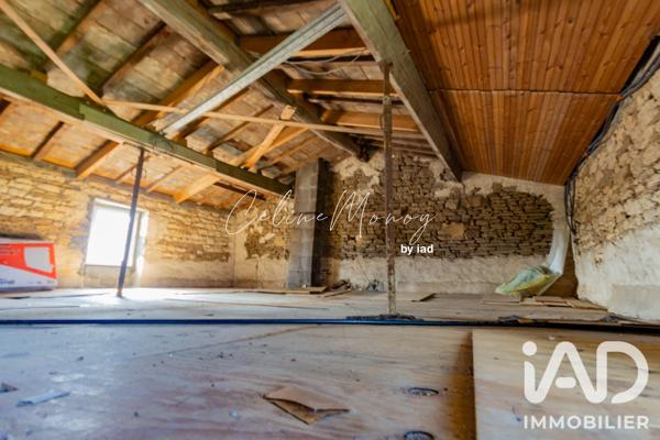 Location maison 4 pièces 96 m² Château-Guibert