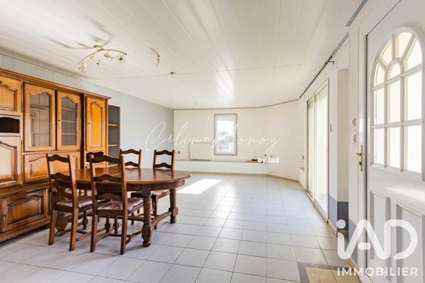 Location maison 4 pièces 96 m² Château-Guibert