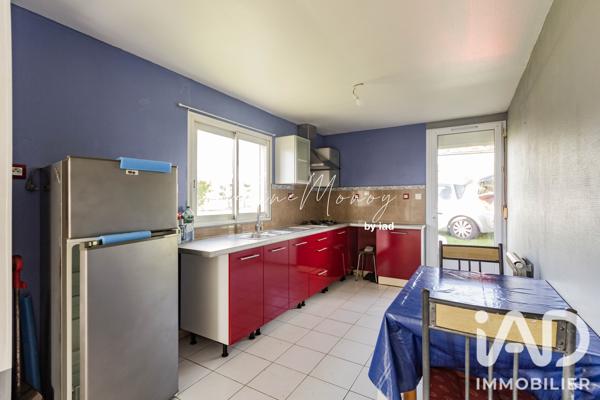 Location maison 4 pièces 96 m² Château-Guibert