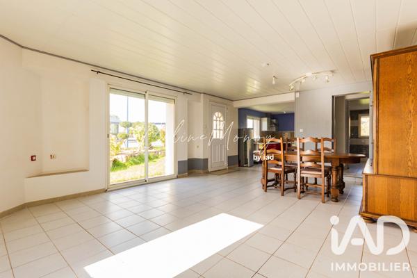 Location maison 4 pièces 96 m² Château-Guibert