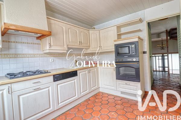 Maison à vendre 6 pièces 119 m² Saint-Brice-sous-Forêt