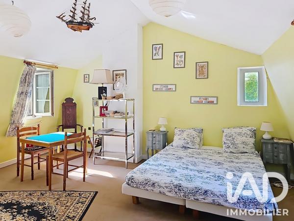 Maison à vendre 9 pièces 195,1 m² Mantes-la-Ville
