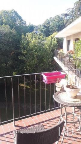 Ville d'Avray Dernier étage Très beau 3P