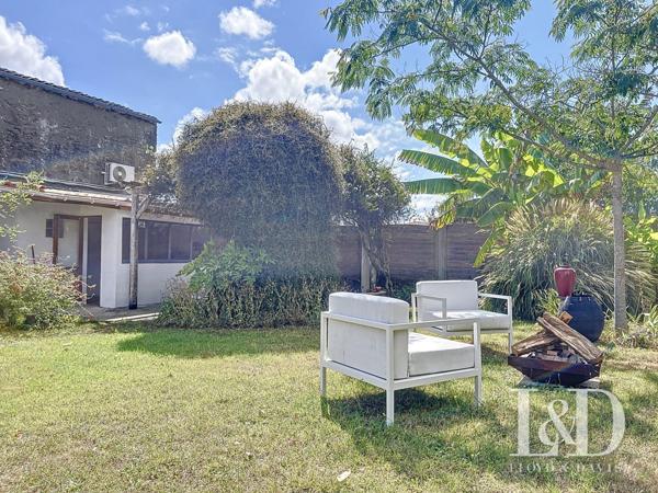 COZES CENTRE: MAISON 124 M² + DÉPENDANCE 92 M²