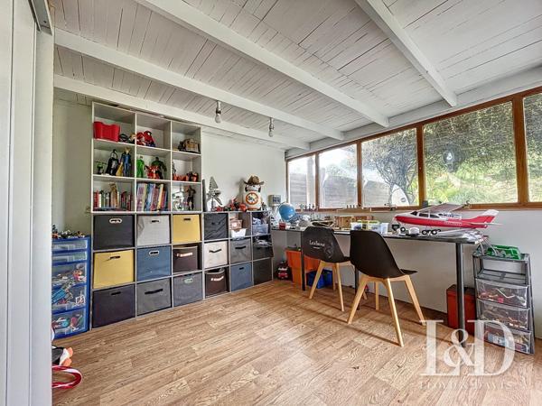 COZES CENTRE: MAISON 124 M² + DÉPENDANCE 92 M²