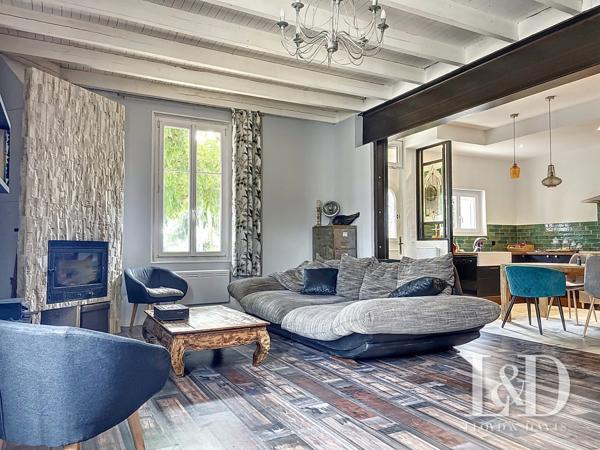 COZES CENTRE: MAISON 124 M² + DÉPENDANCE 92 M²