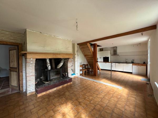 Maison à vendre    5 pièces •  Bourriot-Bergonce