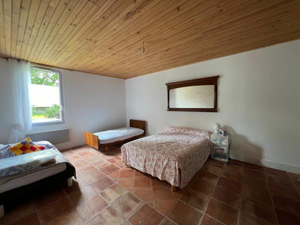 Maison à vendre    5 pièces •  Bourriot-Bergonce