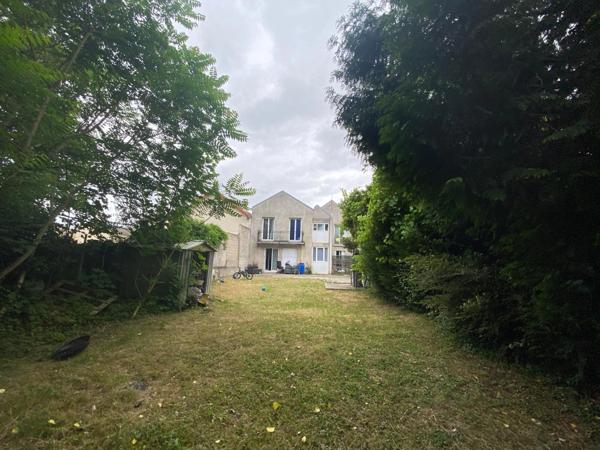 Investissement à ARNOUVILLE (95) - Rue de la GIRONDE - MAISON de 8 pièces de 190 M² sur parcelle de 652 m²