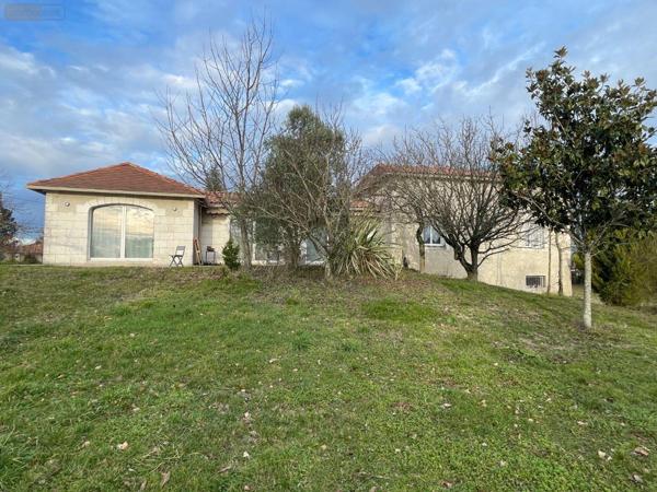 Pavillon à vendre à Ribérac en Dordogne (24600), ref : 077/713