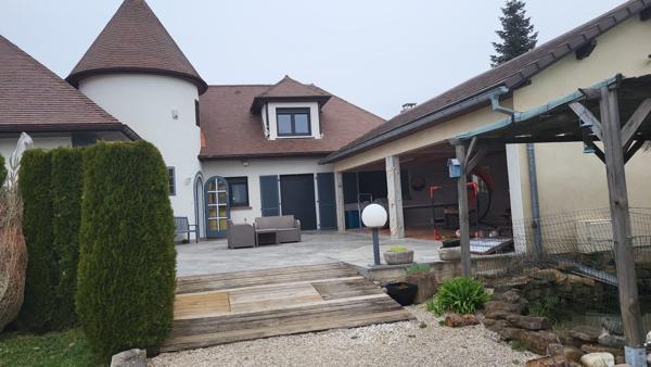 Maison 7 pièces - 350 m² Bien prestige